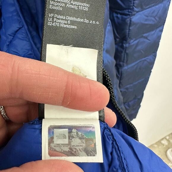 The North Face Women’s Blue Black ThermoBall Parka II Insulated Jacket - Picture 9 of 16